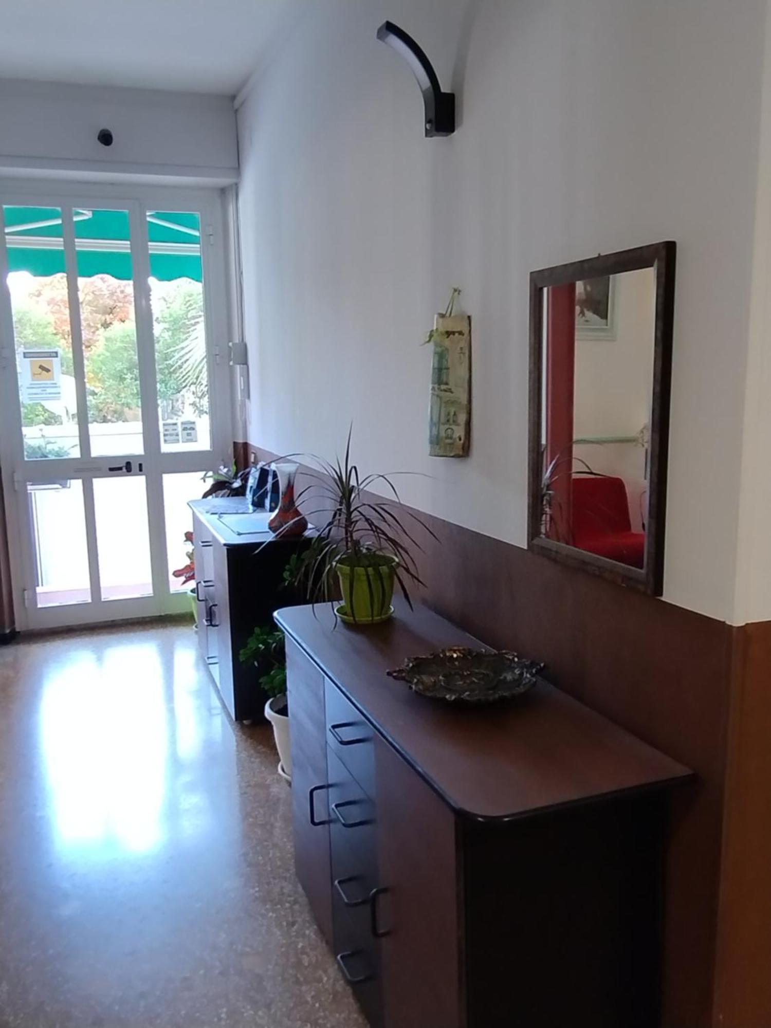 Hotel Della Piazzetta 瓦拉泽 外观 照片