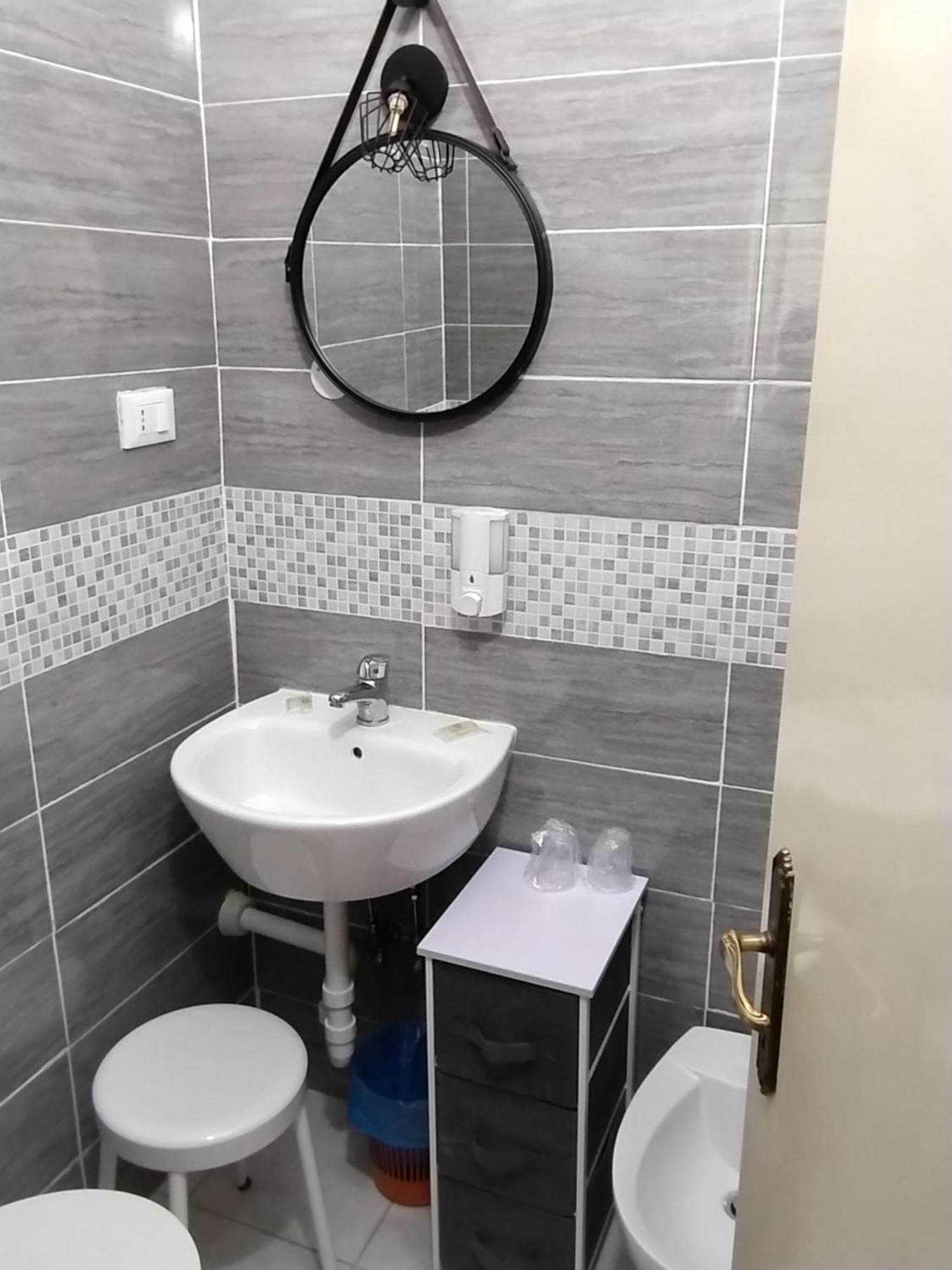 Hotel Della Piazzetta 瓦拉泽 外观 照片