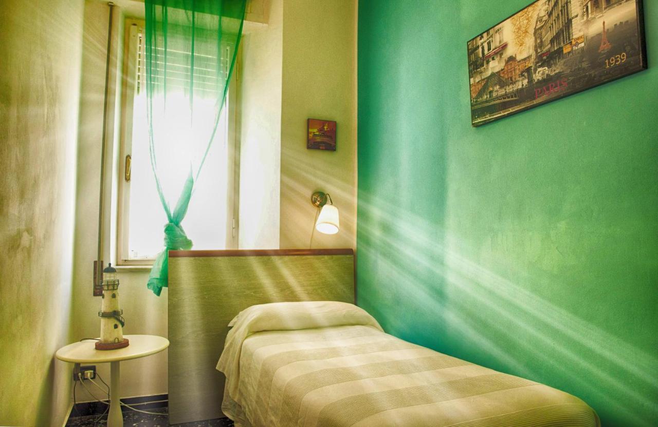 Hotel Della Piazzetta 瓦拉泽 外观 照片